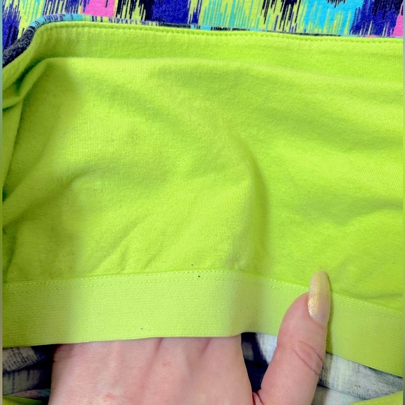 No Boundaries M Colorful Tube Top - Picture 2 of 3